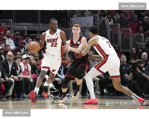 热火与公牛第二战激烈碰撞 球星表现与赛场策略全面解析